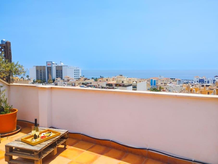 Ferienwohnung Penthouse With Jacuzzi And Spectacular Sea Views Nerja Exterior foto
